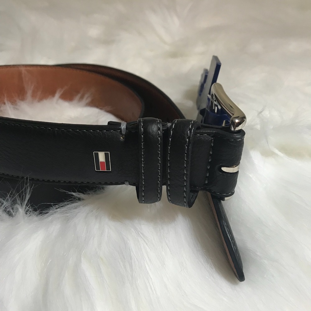 Tommy Hilfiger leather belt size 32 NWT
